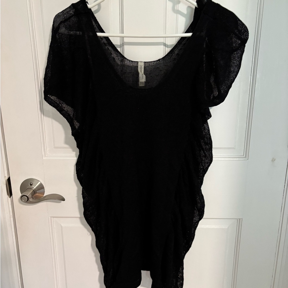 “Vintage” VS Black Women's Swim Cover-up